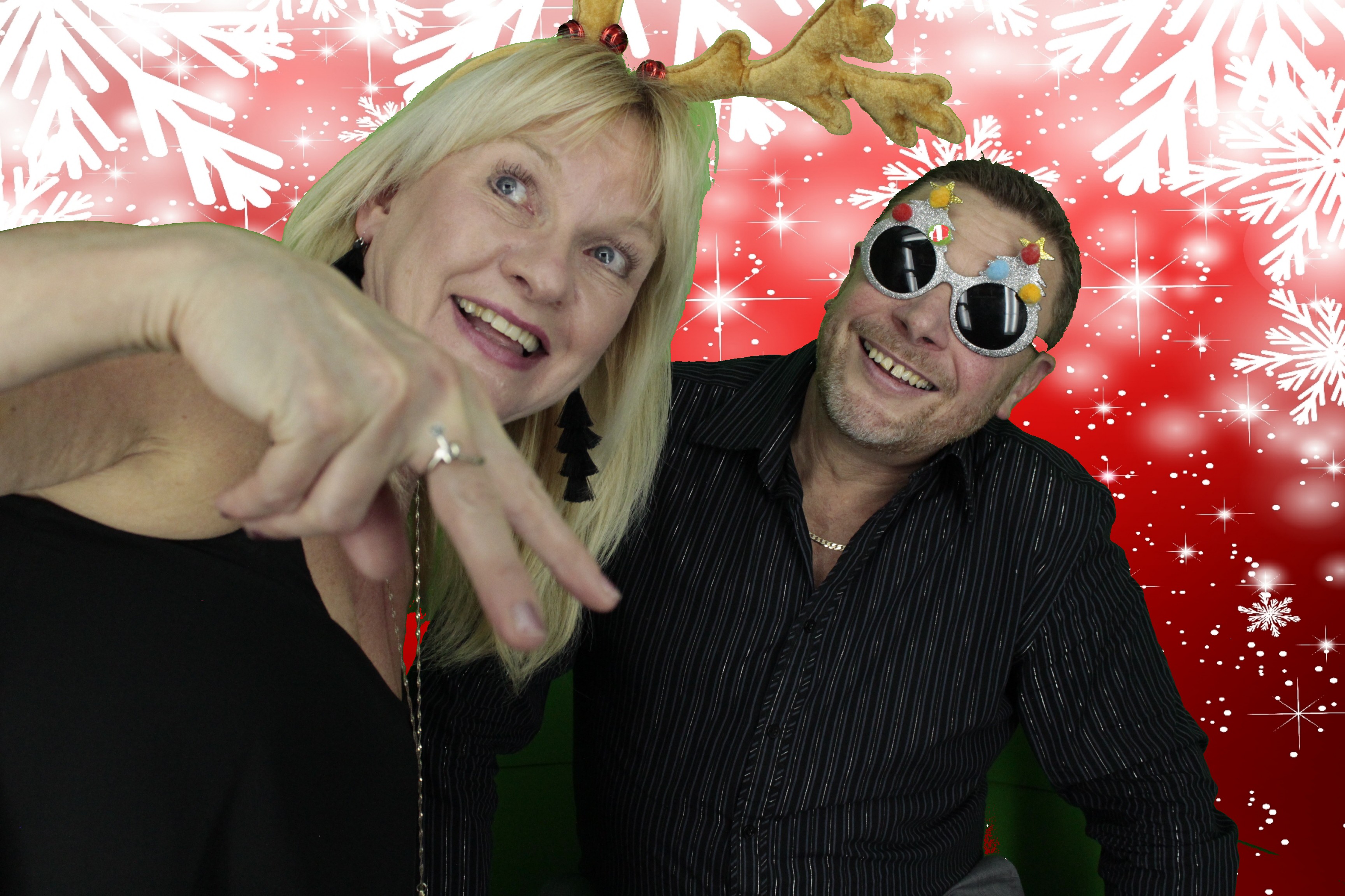 Silvermere Christmas Party | View more photos from the event at gallery.myphotoboothexperience.co.uk/u/MyPhotoBoothExperienceLtd/Silvermere-Christmas-Party-3